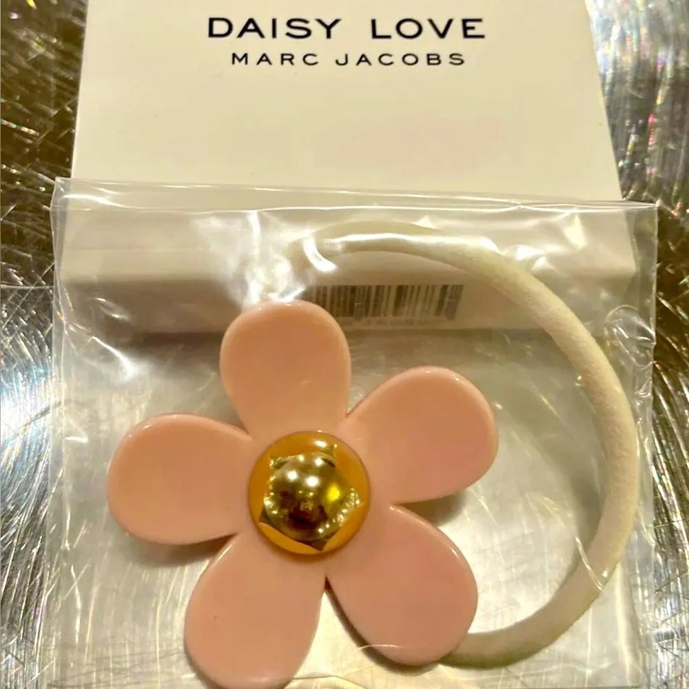 Marc Jacobs Daisy Love Hair Pony Elastic